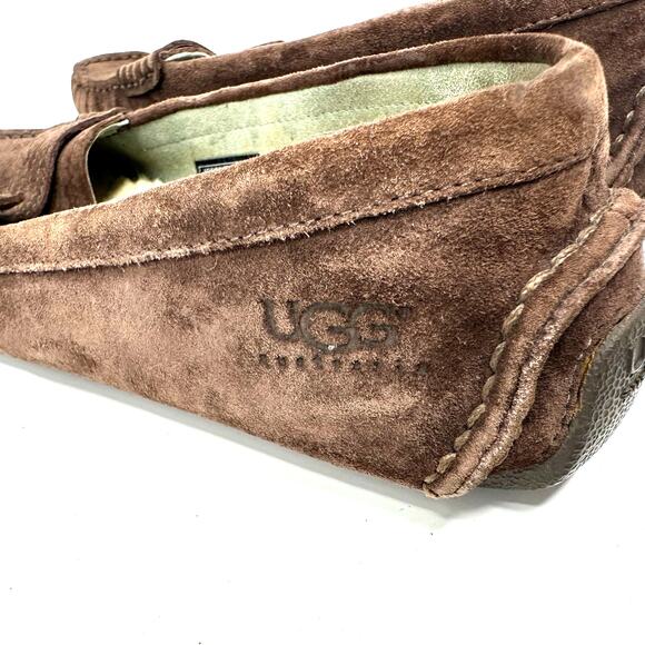 UGG Size 8‎ Slip On Brown Leather Sherpa Lined Buckle Flats Tread Moccasins - Picture 5 of 9